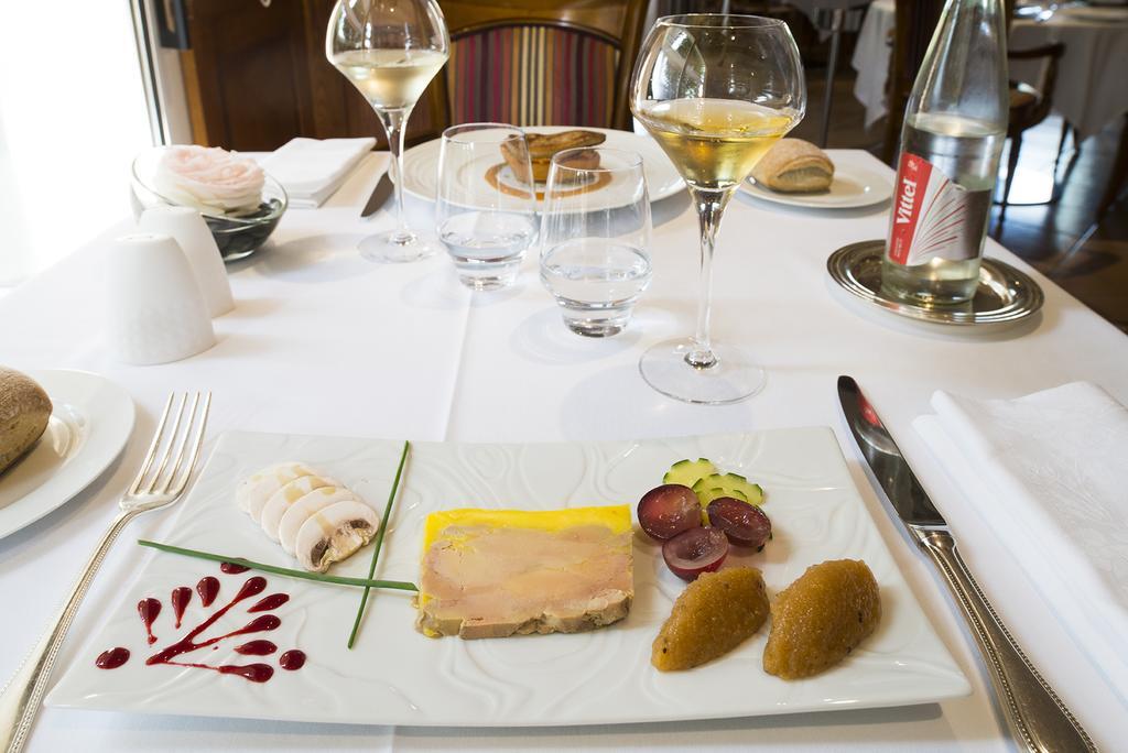 Logis Auberge Bienvenue Doué-la-Fontaine Εξωτερικό φωτογραφία