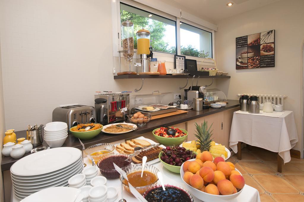 Logis Auberge Bienvenue Doué-la-Fontaine Εξωτερικό φωτογραφία