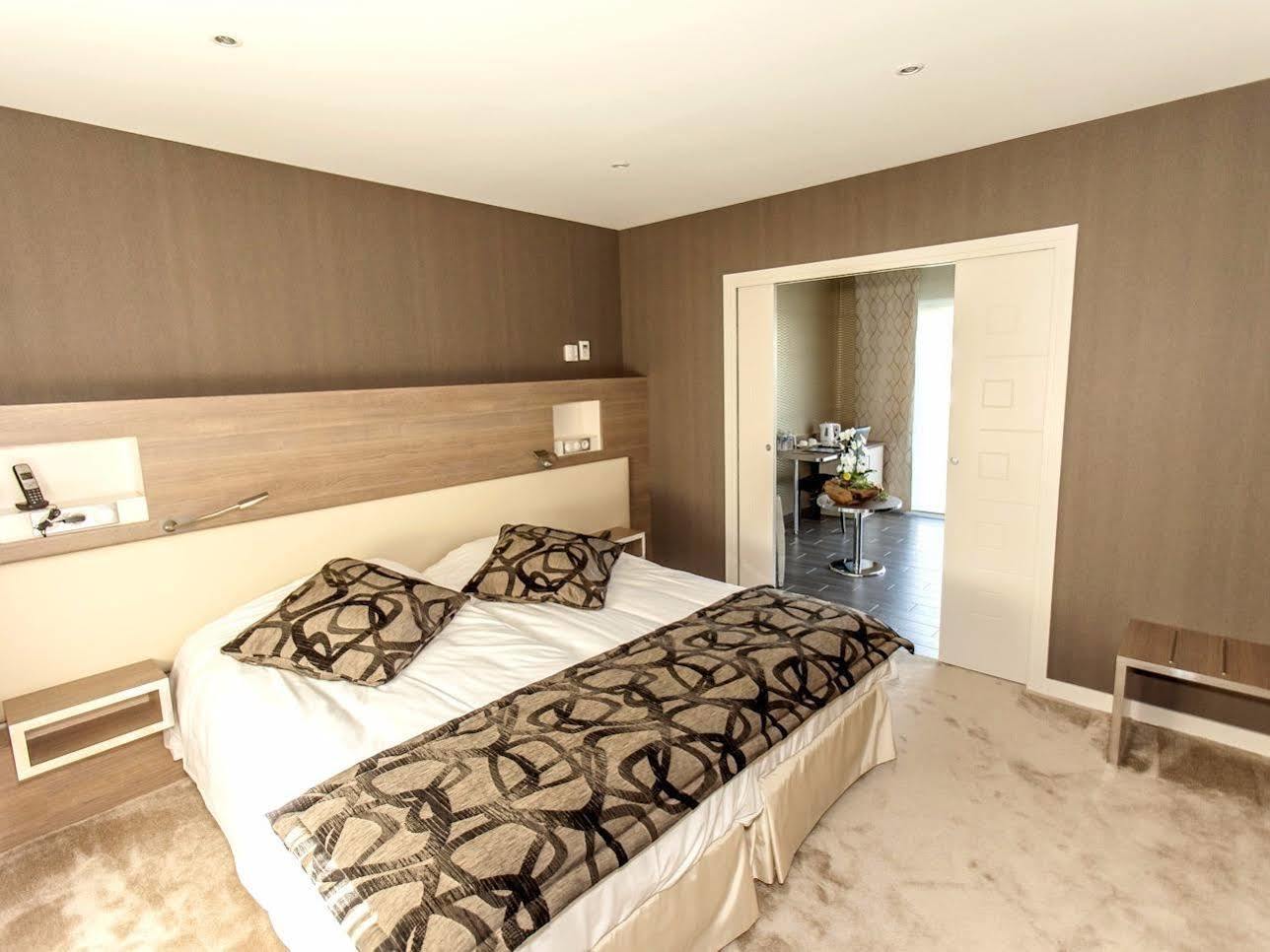 Logis Auberge Bienvenue Doué-la-Fontaine Εξωτερικό φωτογραφία