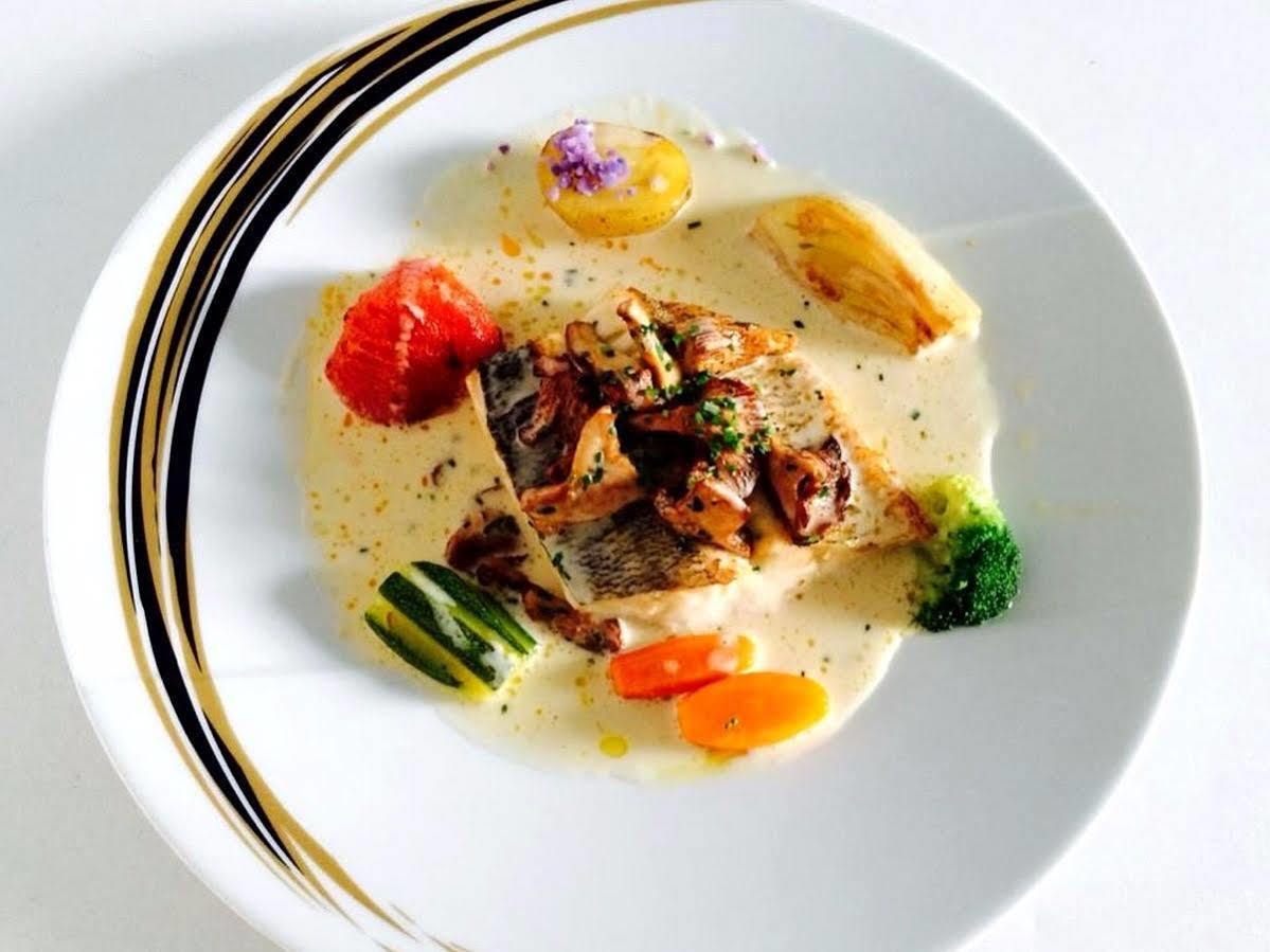 Logis Auberge Bienvenue Doué-la-Fontaine Εξωτερικό φωτογραφία